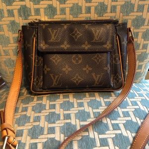 Louis Vuitton Cite PM